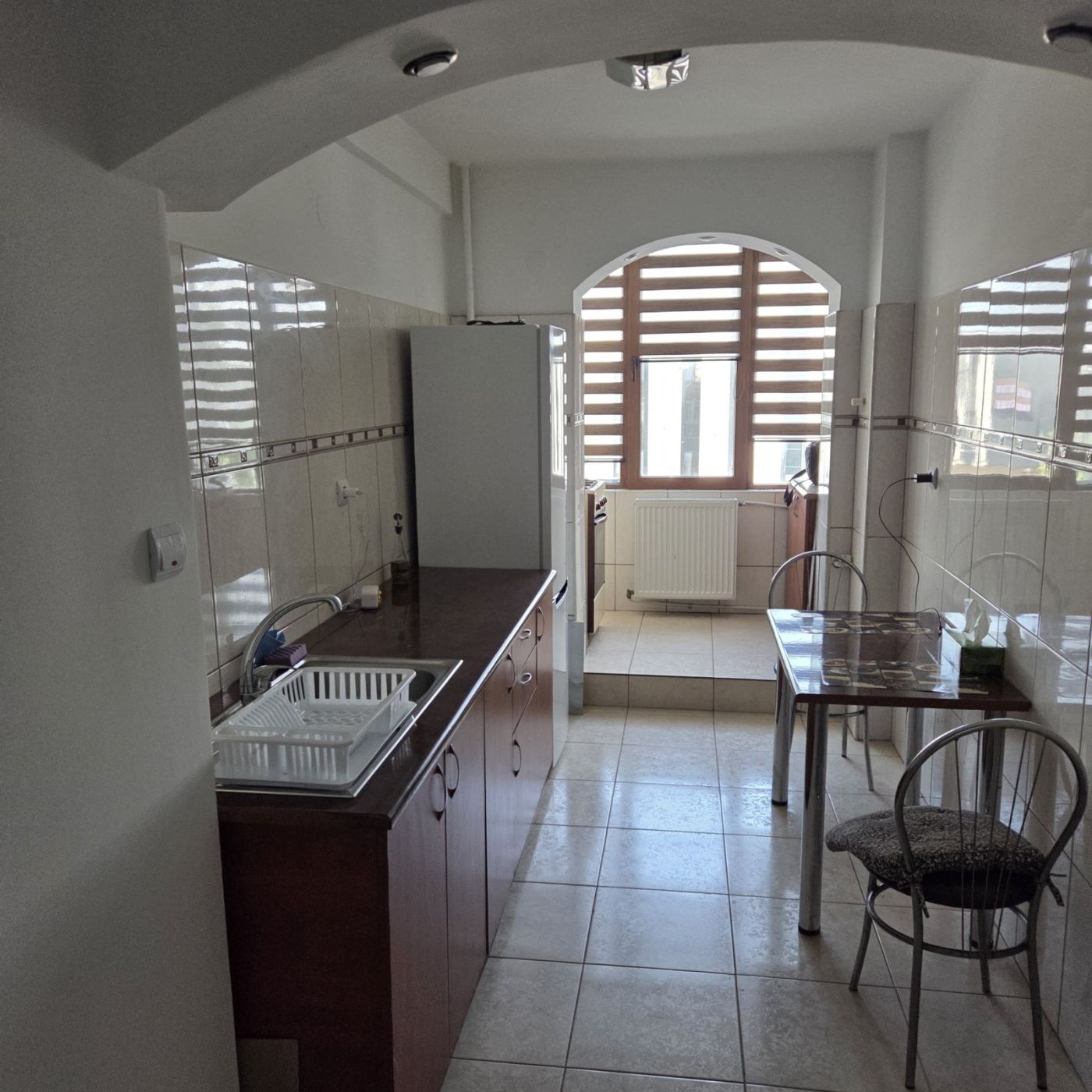 Apartament 2 camere, semidecomandat — Zona Gara de Nord
